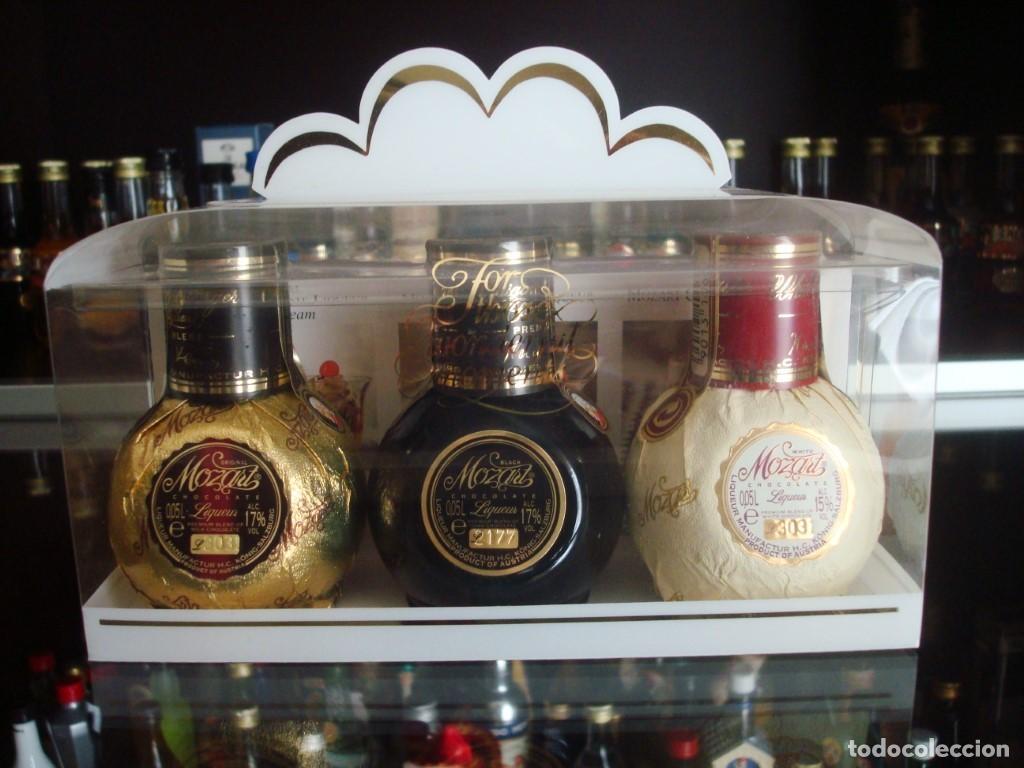 Coleccionismo de vinos y licores: Estuche con 3 Mozart Liqueur Chocolate (botellines) por abrir