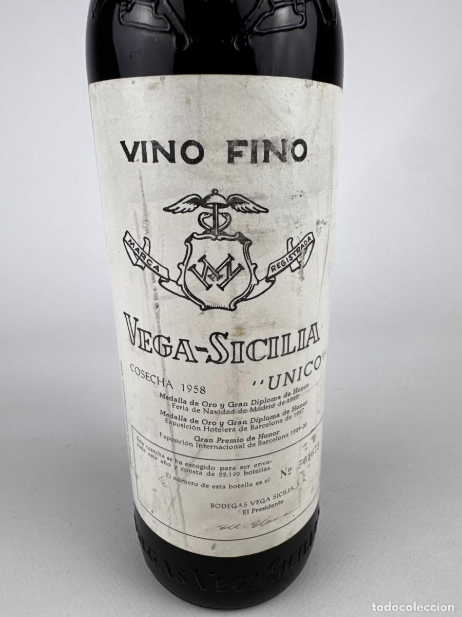 Coleccionismo de vinos y licores: BODEGAS VEGA SICILIA BOTELLA DE VINO. UNICO. COSECHA 1958