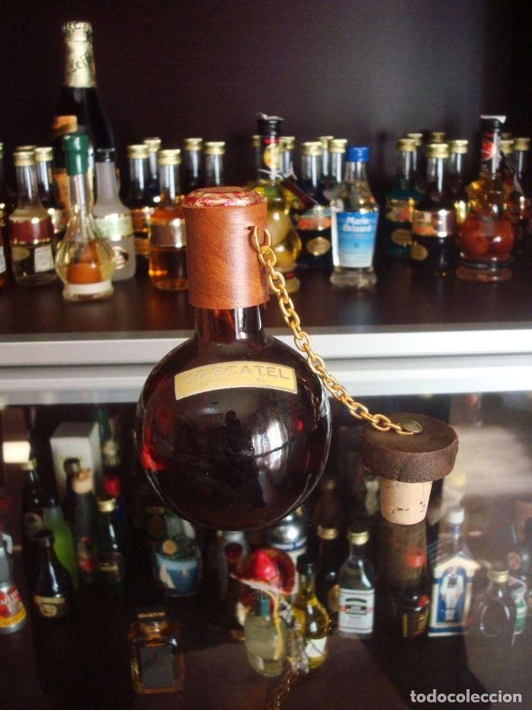 Coleccionismo de vinos y licores: Moscatel Roicom Garriguella (botell&iacute;n 7 x 7 x 12) por abrir