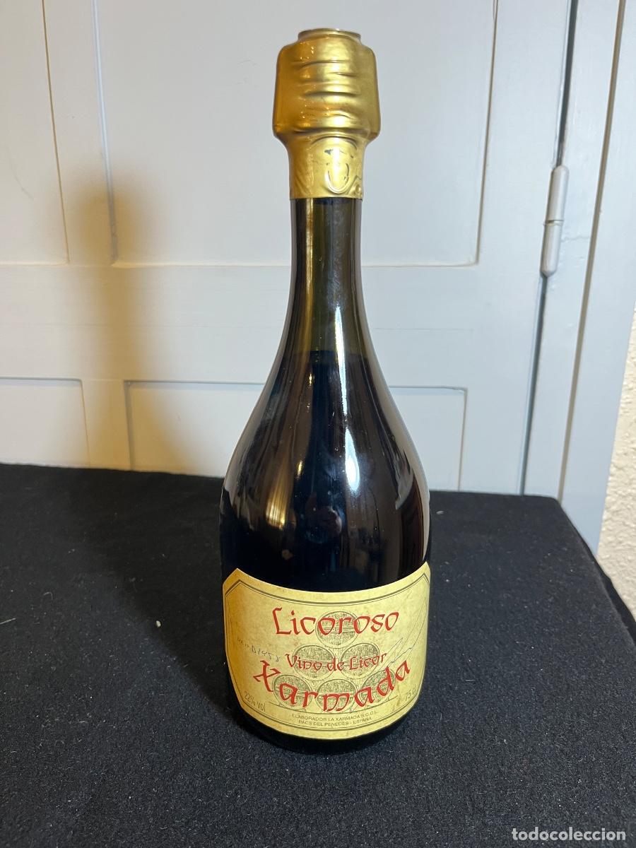 Collection of wines and liquors: Botella Licoroso Xarmada vintage vino licor Pacs Pened&egrave;s colecci&oacute;n ref D1458
