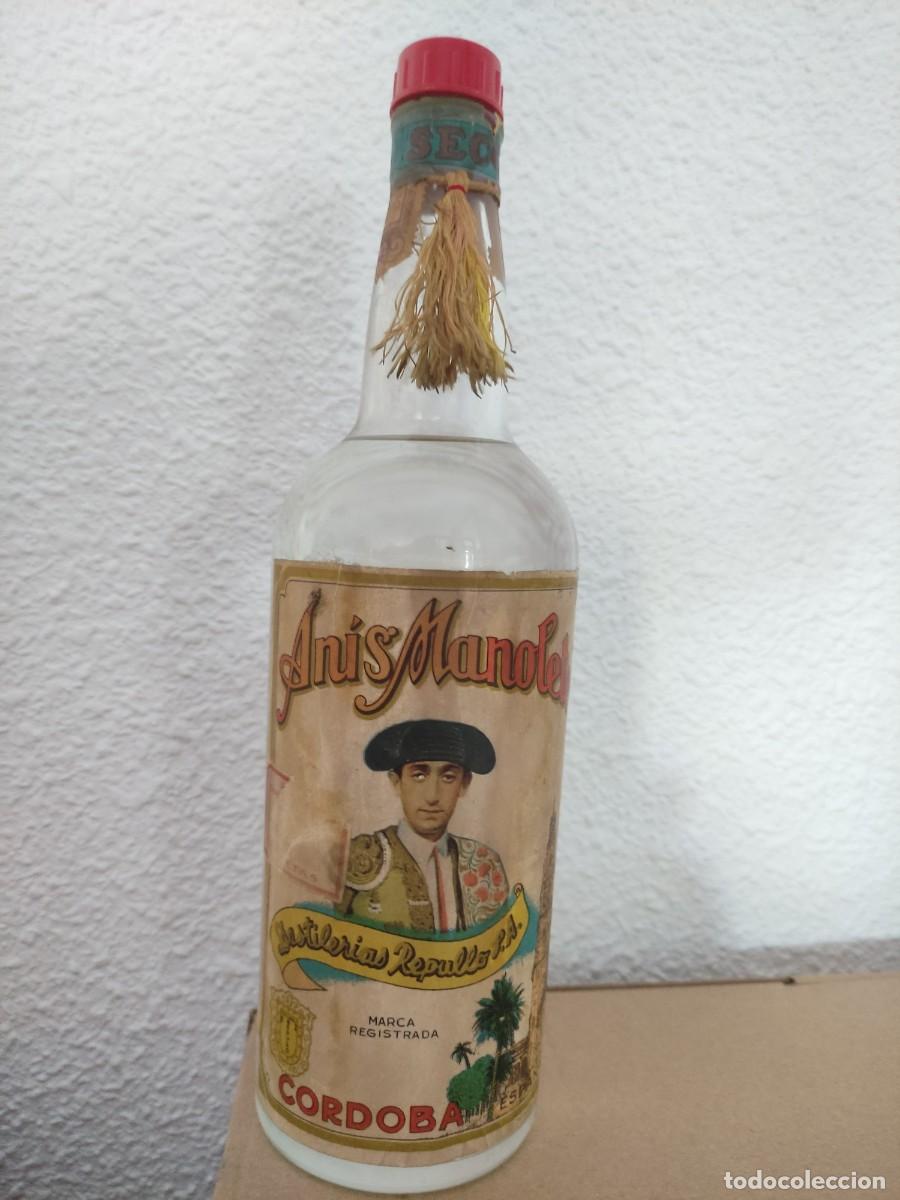 Coleccionismo de vinos y licores: Botella an&iacute;s Manolete