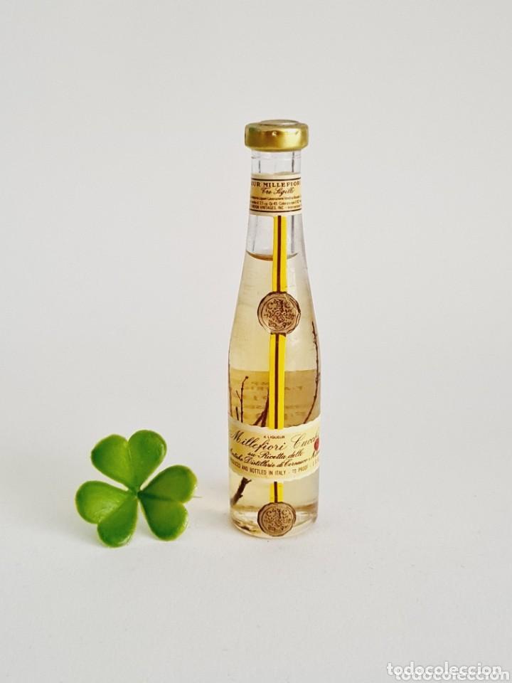 Coleccionismo de vinos y licores: BOTELLITA MILLEFIORI 11.5CM VIDRIO BOTELLIN
