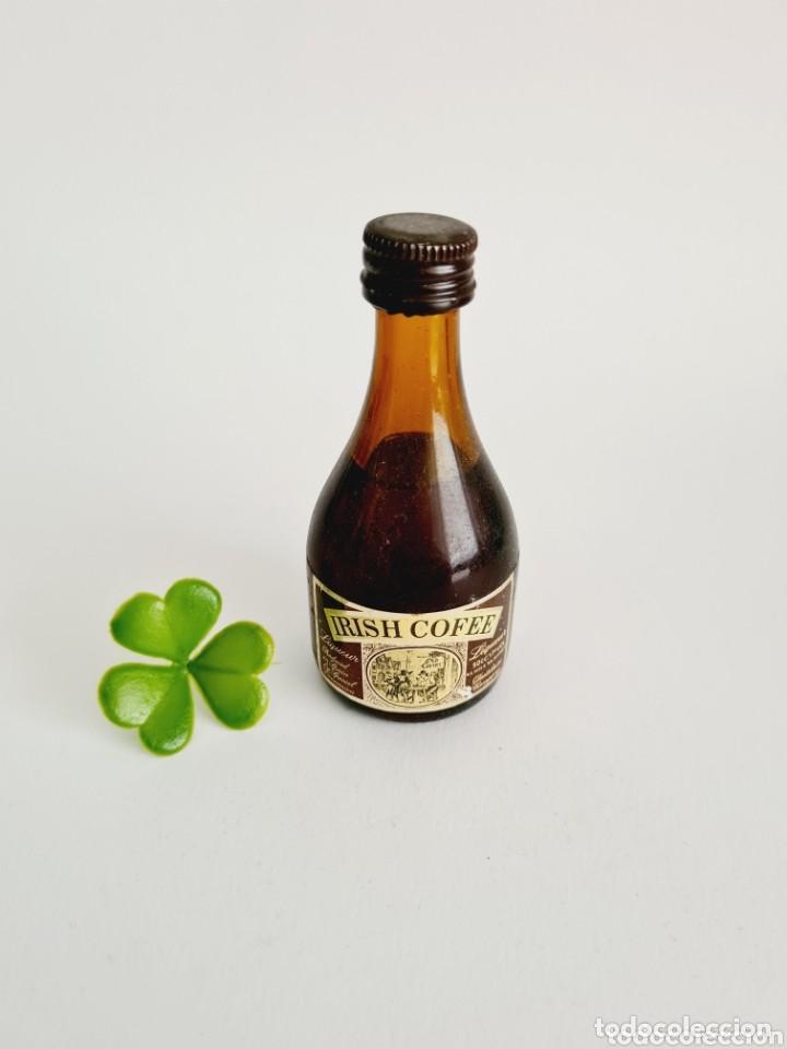 Coleccionismo de vinos y licores: BOTELLITA IRISH COFEE 9.5CM VIDRIO BOTELLITA MINI BOTELLA