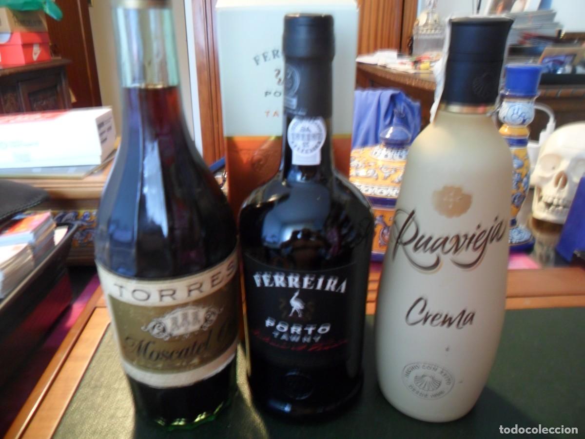 Collection of wines and liquors: LOTE BOTELLAS LICORES OBJETO DE COLECCION