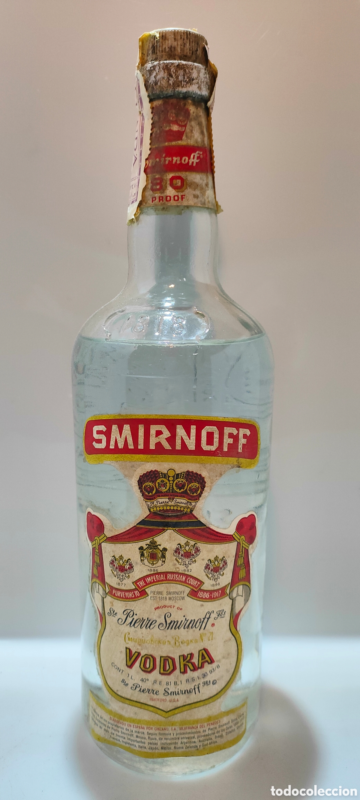 Coleccionismo de vinos y licores: Vodka Smirnoff de 1 litro etiqueta cuello 4 pesetas