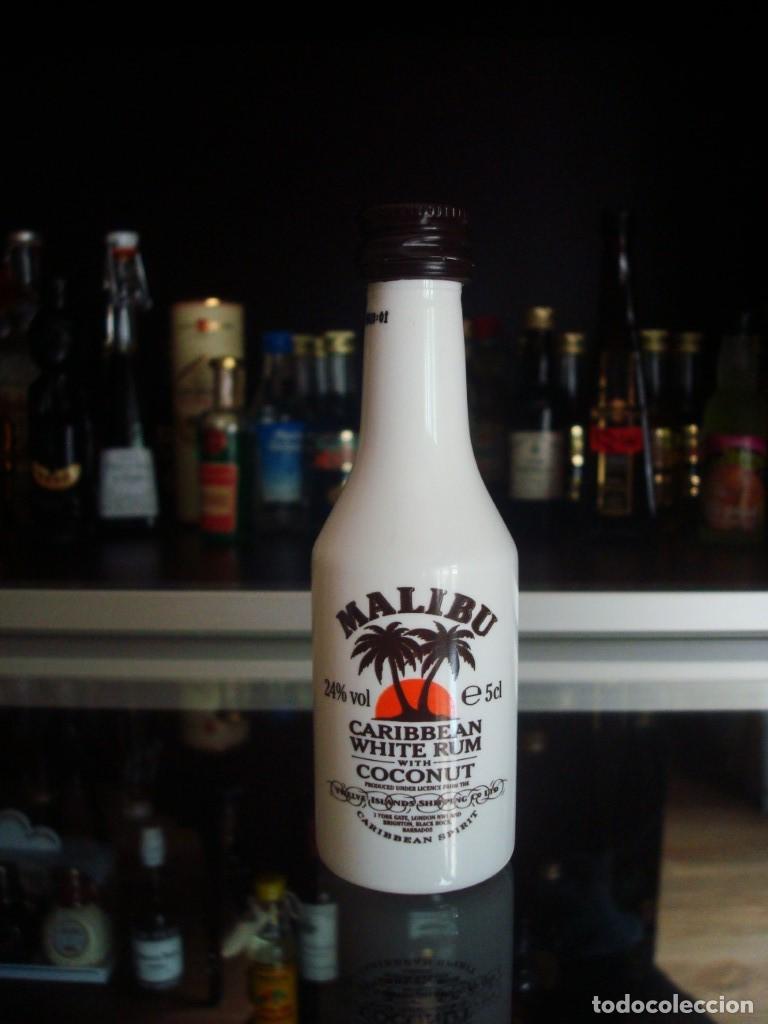 Coleccionismo de vinos y licores: Malib&uacute; Caribbean White Rum with Coconut (botell&iacute;n) Por abrir