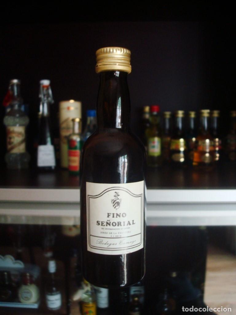 Coleccionismo de vinos y licores: Fino Se&ntilde;orial Bodegas Tamayo (botell&iacute;n 12 cm) Por abrir