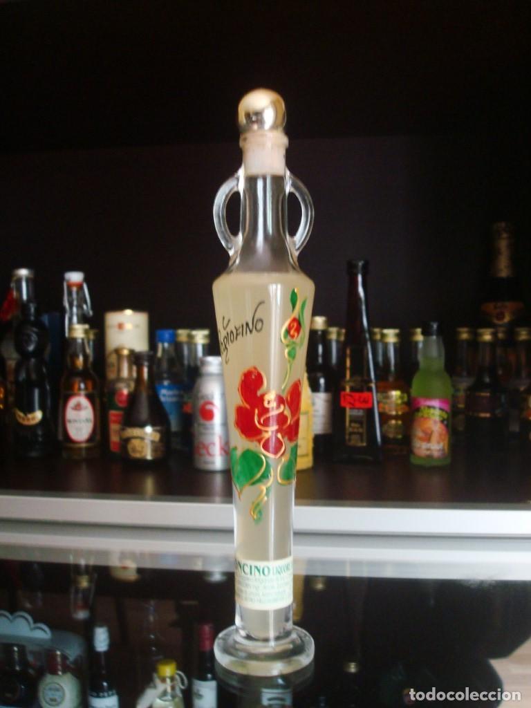 Coleccionismo de vinos y licores: Limoncino Pogiofino (botell&iacute;n 20 cm) Por abrir