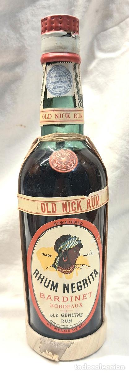 Coleccionismo de vinos y licores: Old Nick Ron Negrita a&ntilde;os 50 de Bardinet Bordeaux 1/2 Litro