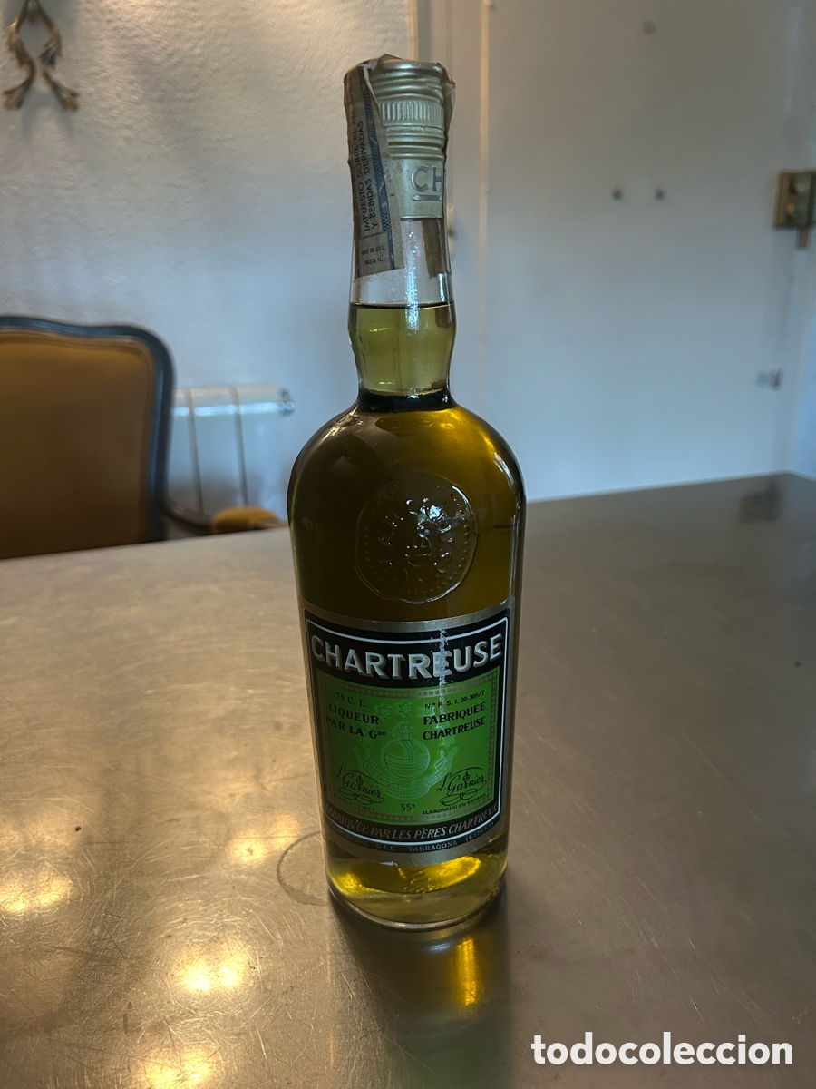 Coleccionismo de vinos y licores: Botella Chartreuse Tarragona