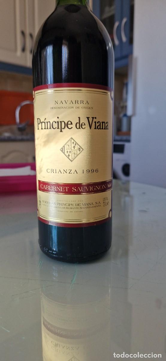 Coleccionismo de vinos y licores: Botella Pr&iacute;ncipe de Viana Cabernet Sauvignon Crianza 1996