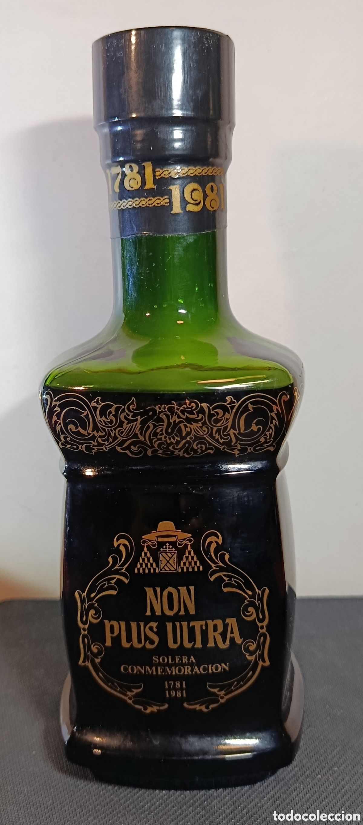 Coleccionismo de vinos y licores: Brandy Non Plus Ultra. Solera Conmemoraci&oacute;n 1781-1981. Precintado.
