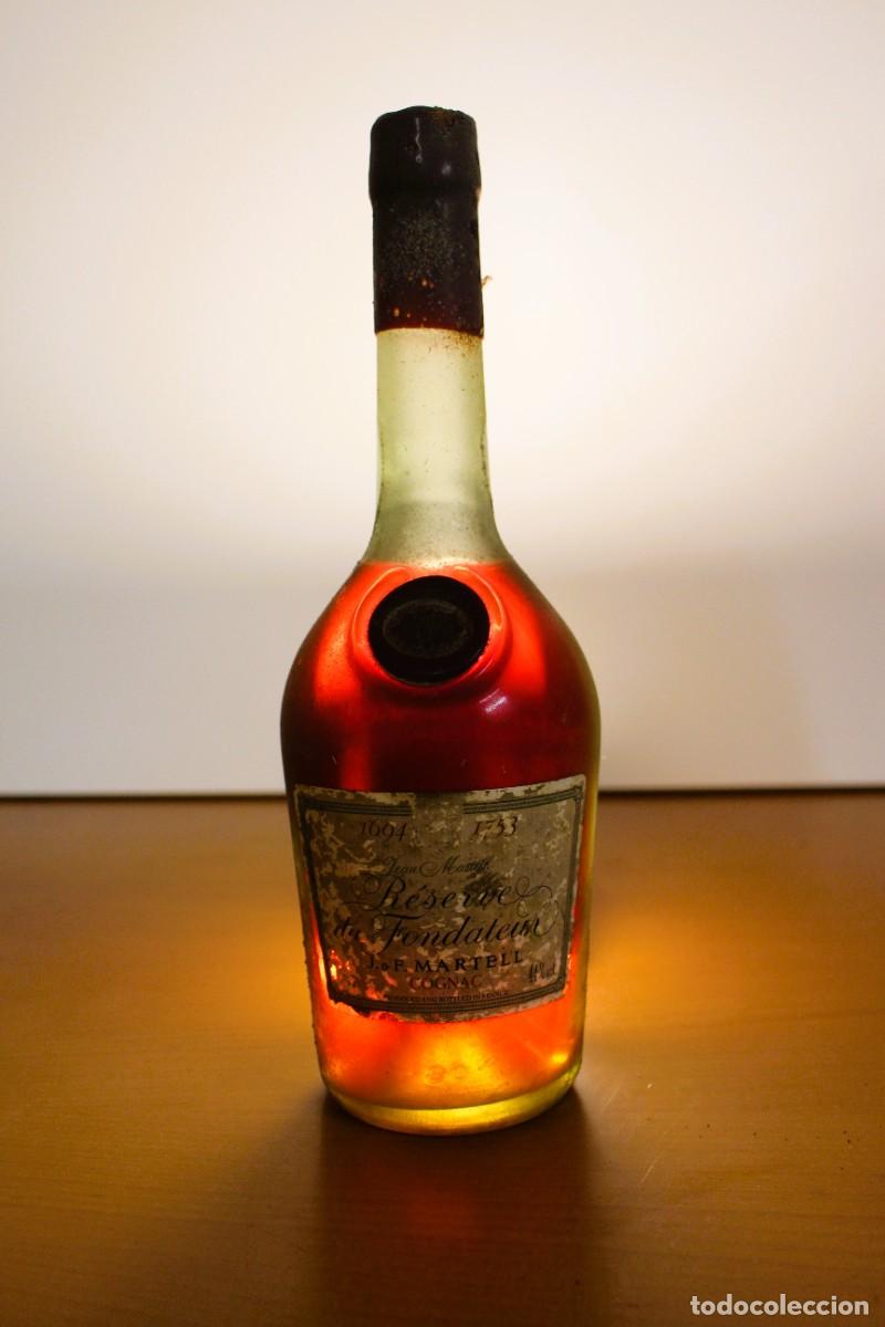 Coleccionismo de vinos y licores: Co&ntilde;ac Martell para conmemorar a su fundador Jean Martell