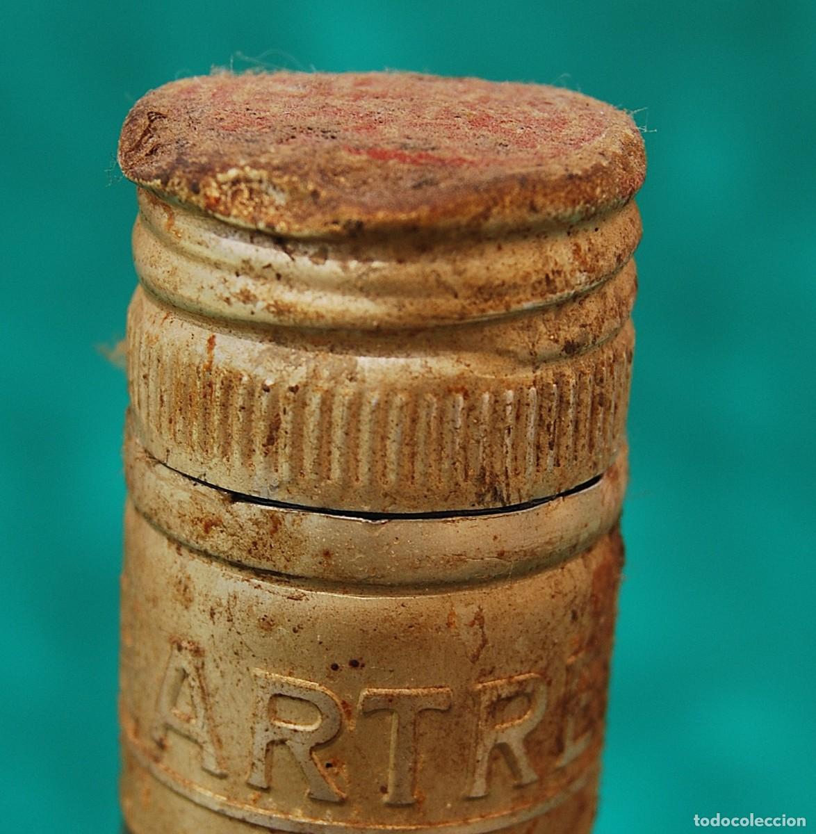 Coleccionismo de vinos y licores: Botella CHARTREUSE amarillo 1969. - Foto 25