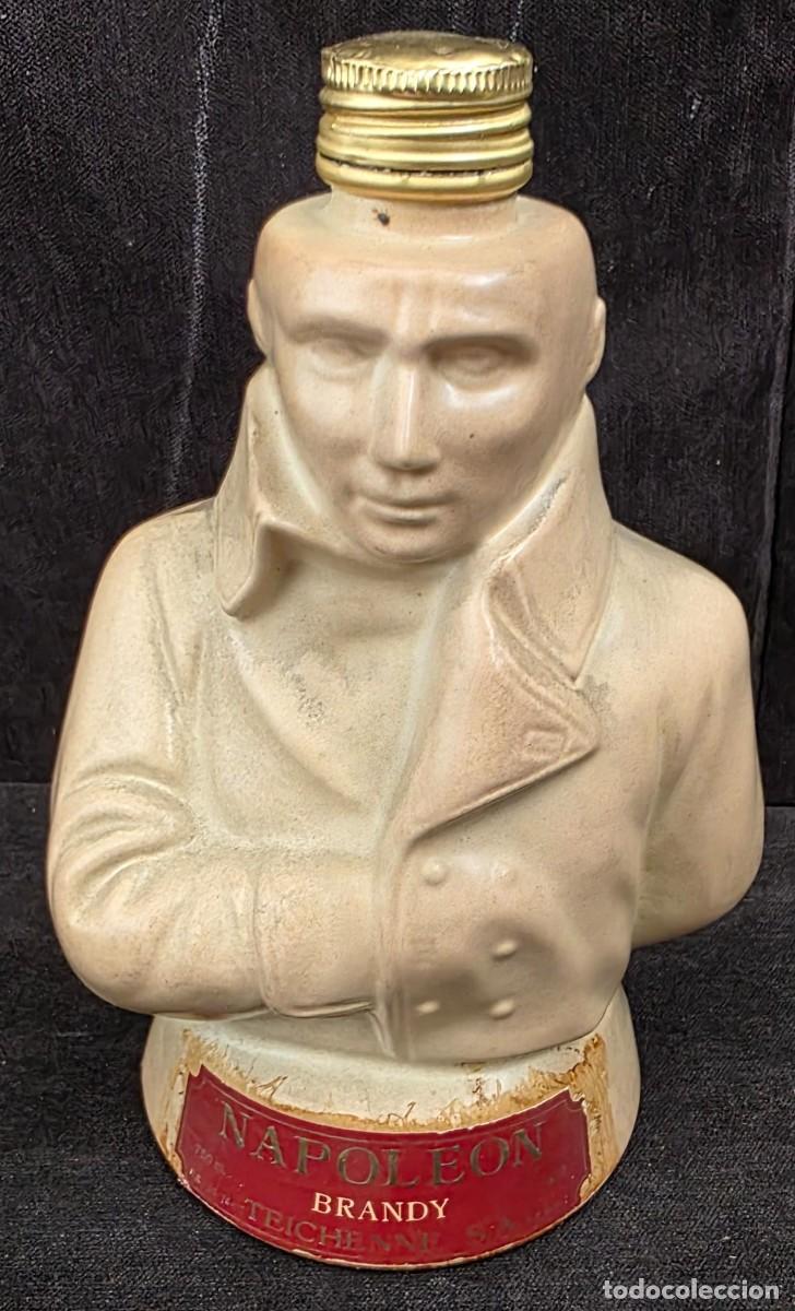 Coleccionismo de vinos y licores: Botella Antigua Napole&oacute;n Brandy Teichenne Figura Busto Cer&aacute;mica Vintage 21x15 cm