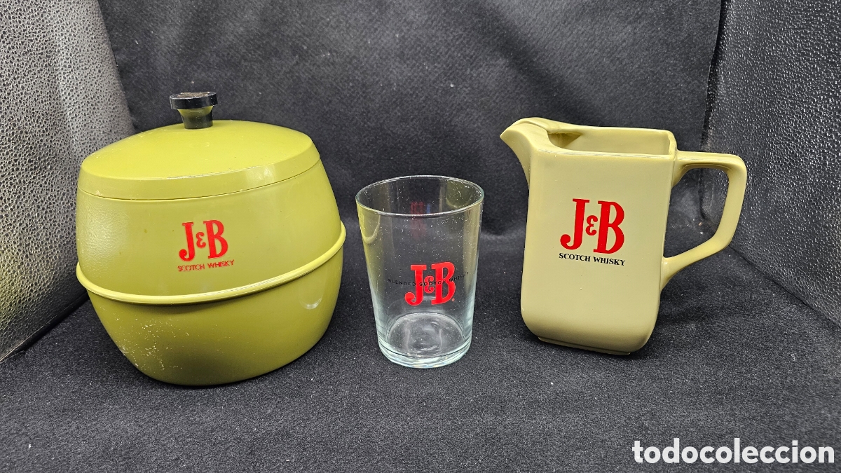 Coleccionismo de vinos y licores: Lote de J.B d&eacute;cada de los 70