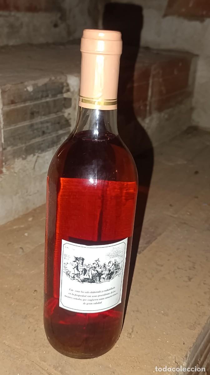 Collectionnisme de vins et liqueurs: Botella de vino VI&Ntilde;A FERTIL