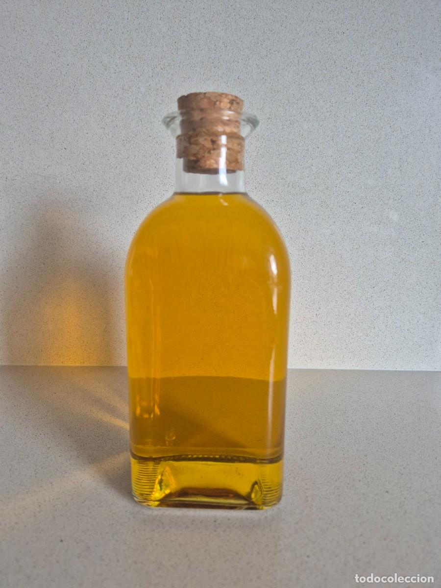 Coleccionismo de vinos y licores: Botella licor casero 70ml