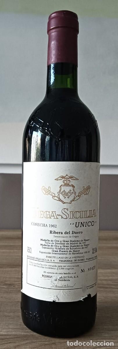 Coleccionismo de vinos y licores: Botella de vino Vega Sicilia &rdquo;&Uacute;nico&rdquo; Cosecha 1962, Ribera del Duero, Espa&ntilde;a.