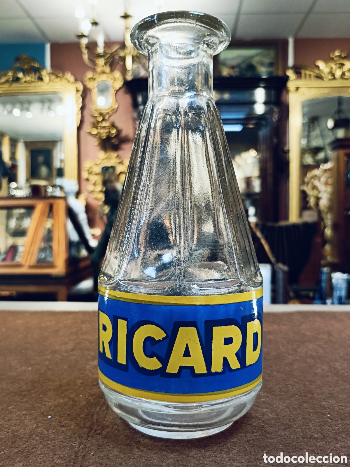 Coleccionismo de vinos y licores: Antigua botella de cristal vac&iacute;a, de licor Ricard Francia, franc&eacute;s.