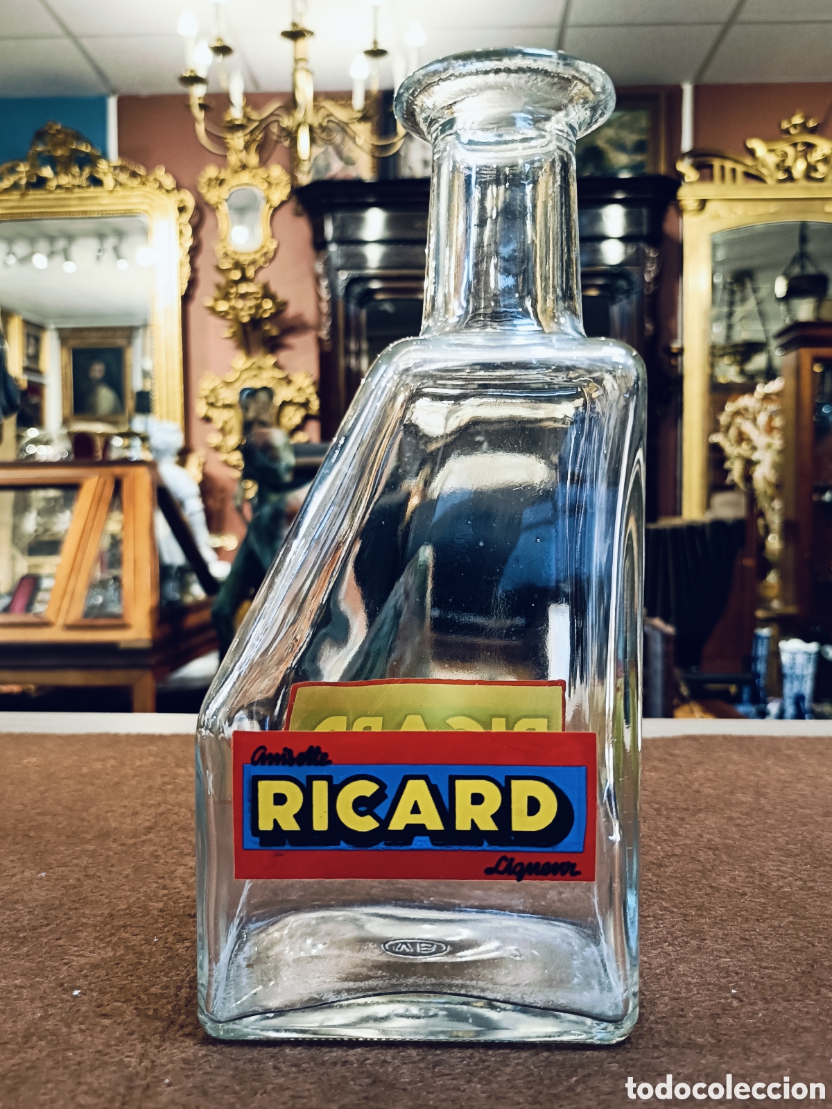 Coleccionismo de vinos y licores: Antigua botella de cristal vac&iacute;a, de licor Ricard Francia, franc&eacute;s.