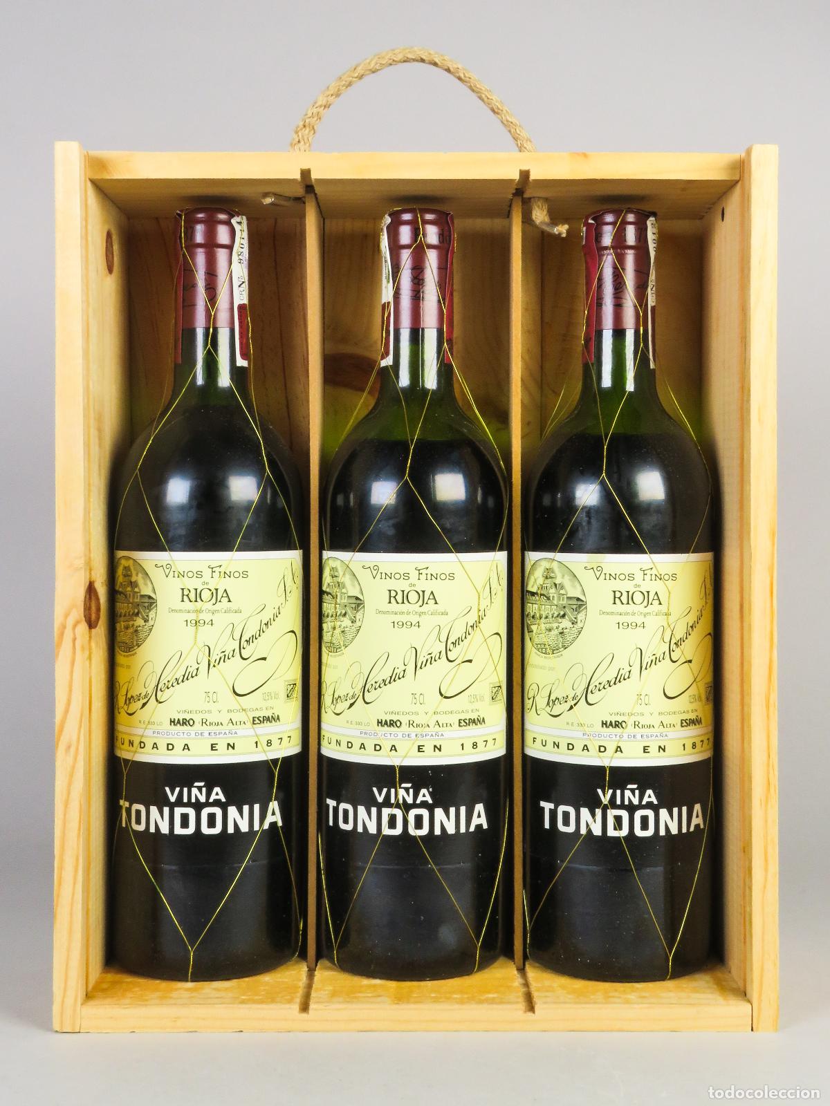 Coleccionismo de vinos y licores: Tres botellas vino tinto Vi&ntilde;a Tondonia Rioja 1994 en caja de madera
