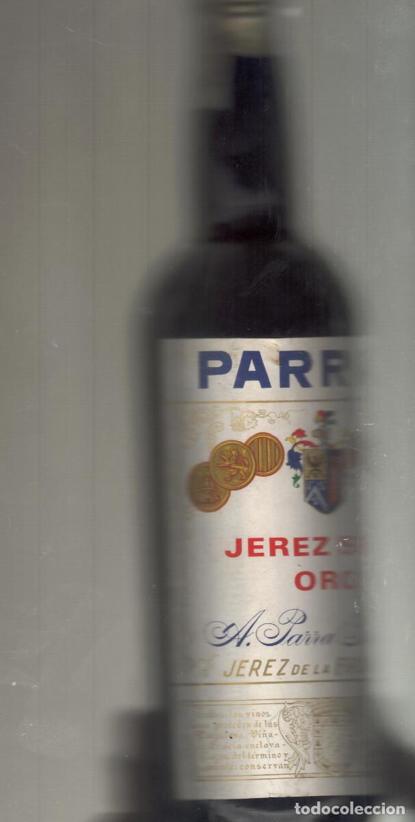 Coleccionismo de vinos y licores: Vino Jerez, PARRA&acute;S Jerez seco oro, Bodega de A.Parra Gutierrez botella sin desprecintar.Llena.