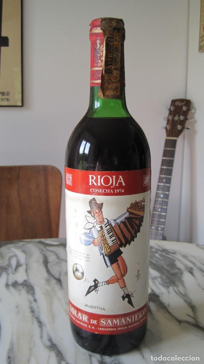 Coleccionismo de vinos y licores: BOTELLA DE VINO SOLAR DE SAMANIEGO - RIOJA COSECHA 1974 - MUNDIAL F&Uacute;TBOL 1982 - MINGOTE - ARGENTINA