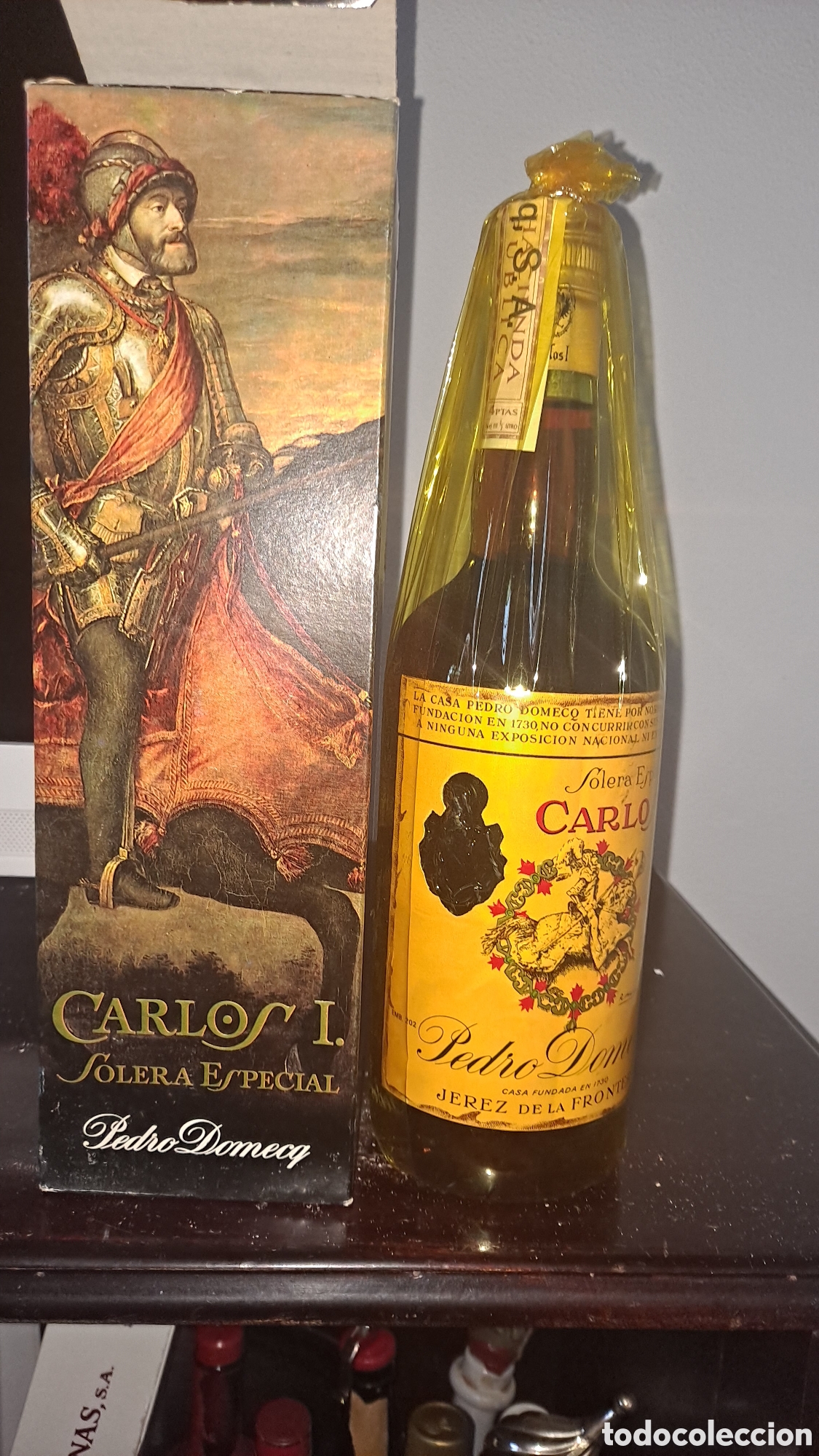 Coleccionismo de vinos y licores: Botellas licores antiguas