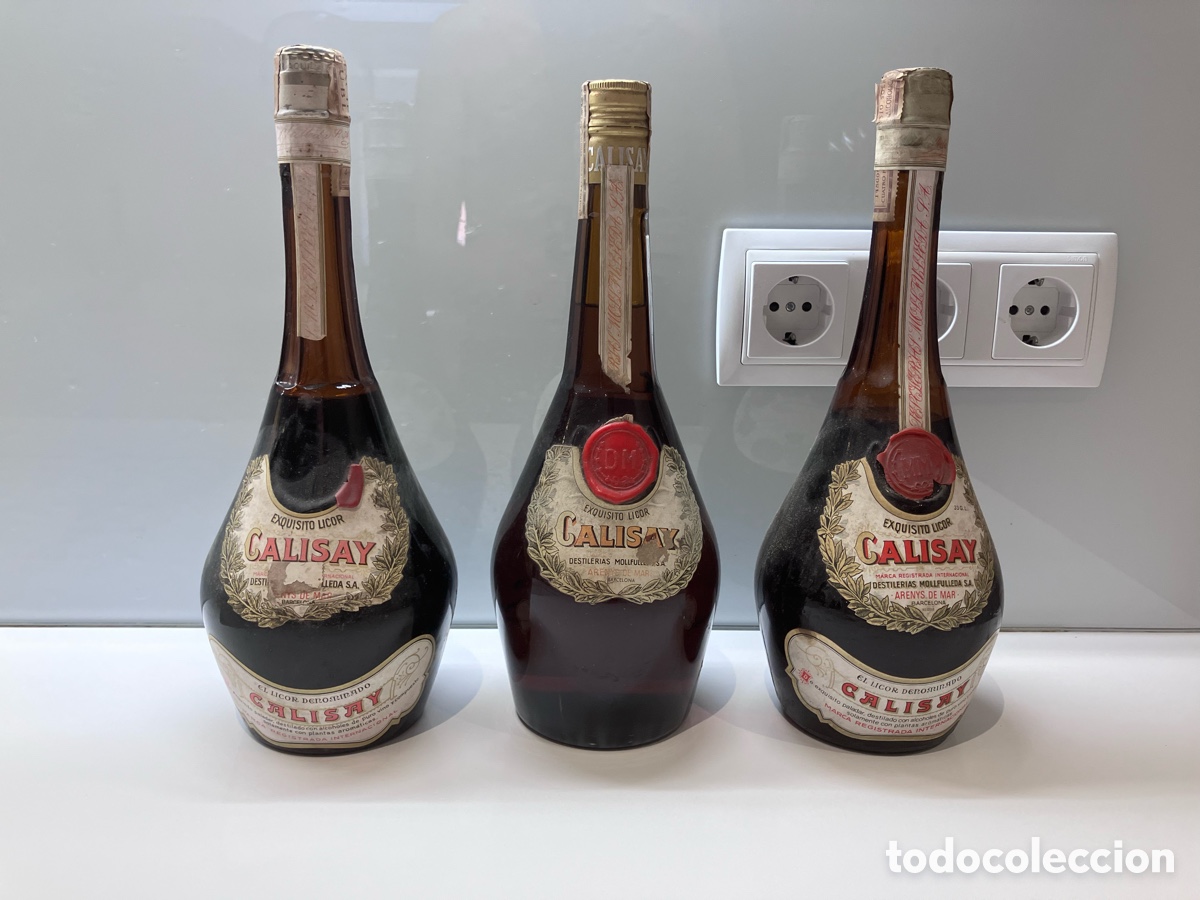Coleccionismo de vinos y licores: 3 botellas Calisay Arenys