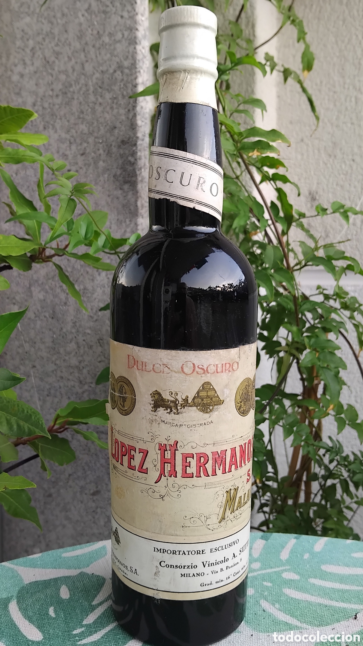 Coleccionismo de vinos y licores: Botella vino dulce oscuro bodegas L&oacute;pez Hermanos-M&aacute;laga
