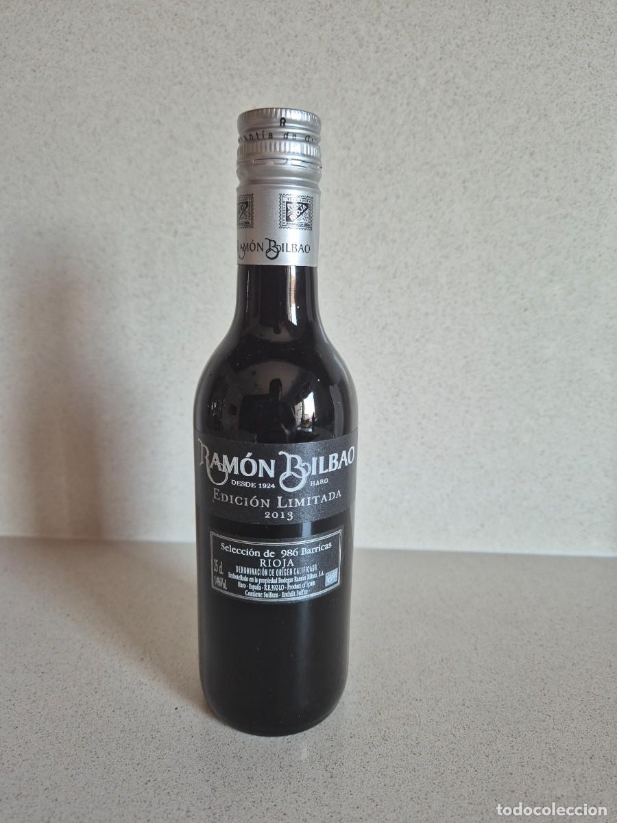 Coleccionismo de vinos y licores: Mini botella Rioja Ramon Bilbao