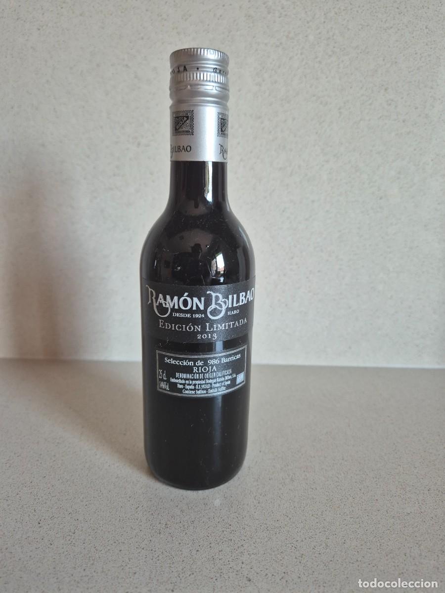 Coleccionismo de vinos y licores: Mini botella Rioja Ramon Bilbao