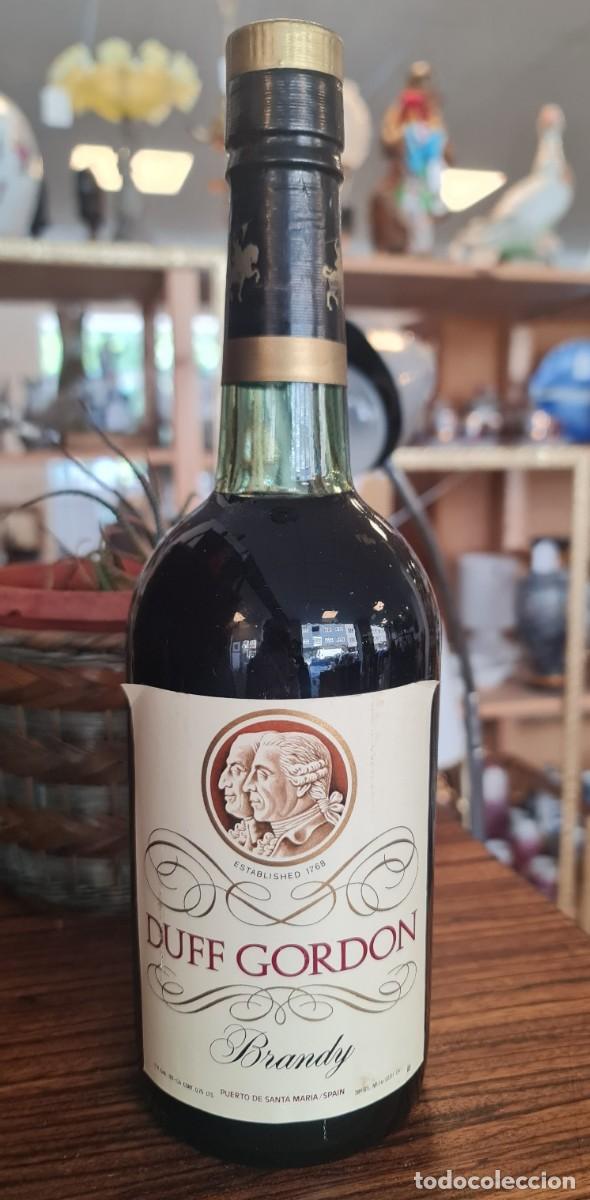 Coleccionismo de vinos y licores: Brandy Duff Gordon (A&ntilde;os 60) &ndash; Bota 446/71 &middot; El Puerto de Santa Mar&iacute;a