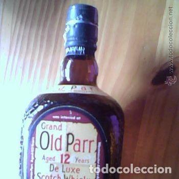 Coleccionismo de vinos y licores: Botella vacia de Whisky GRAND OLD PARR De Luxe 12 Years Vidrio Craquelado Decoracion PEIFER