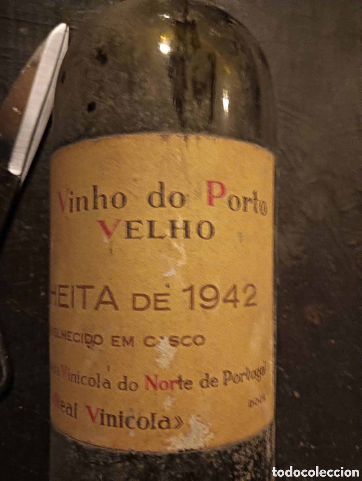 Coleccionismo de vinos y licores: Botella del vino de Oporto de 1942