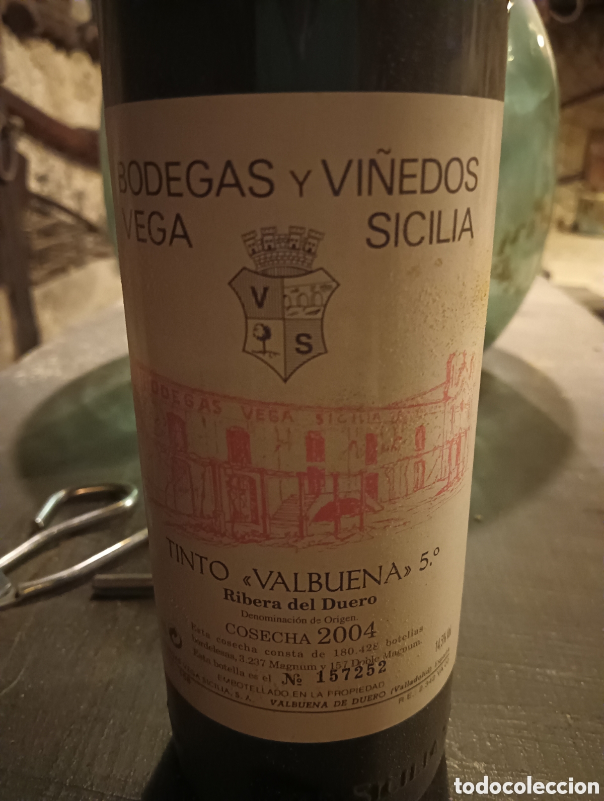 Coleccionismo de vinos y licores: Vega Sicilia tinto Valbuena dos mil cuatro 2004