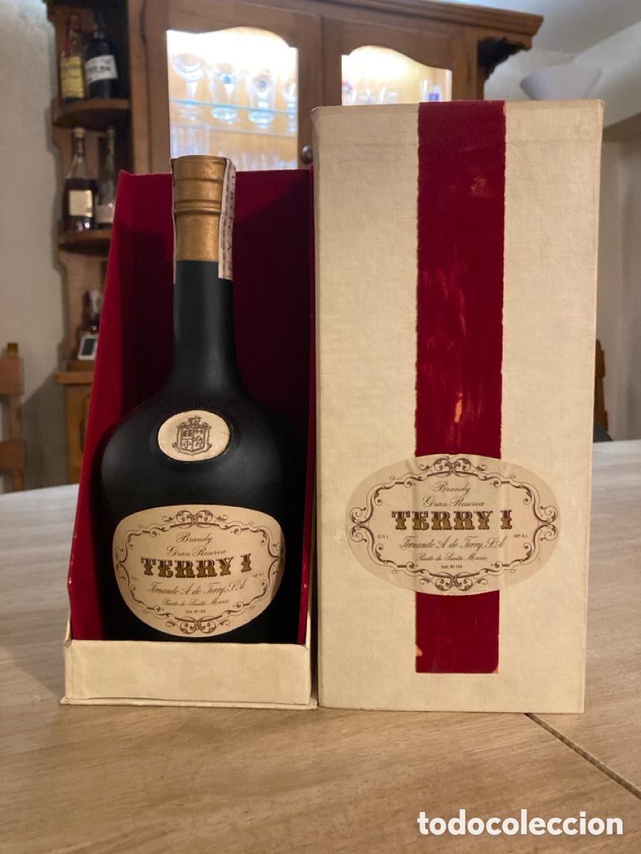 Collezionismo di vini e liquori: Antigua botella de brandy Gran Reserva TERRY I, precinto 4 Pts.