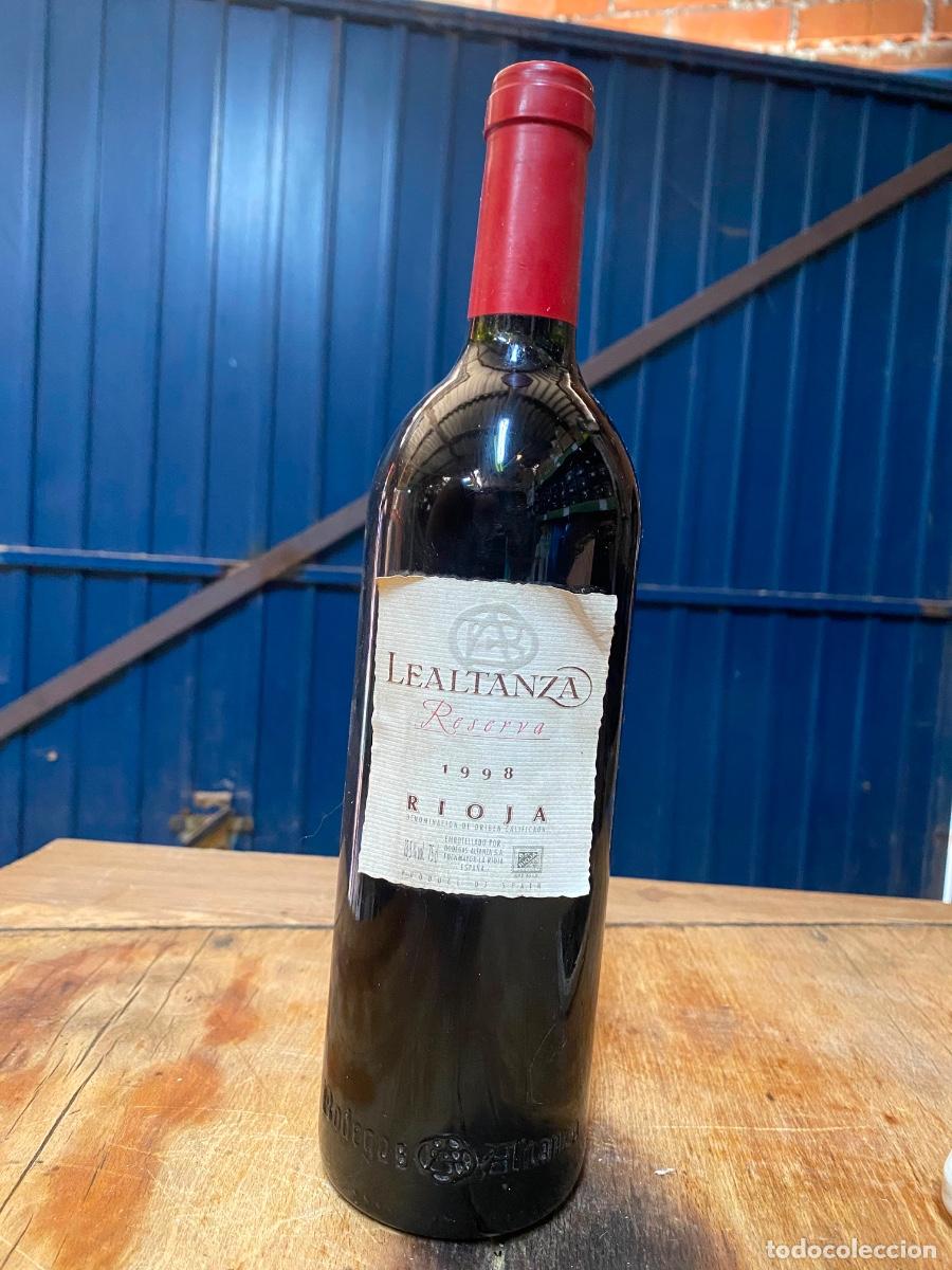 Coleccionismo de vinos y licores: Botella vino tinto reserva 1998 lealtanza ver fotos