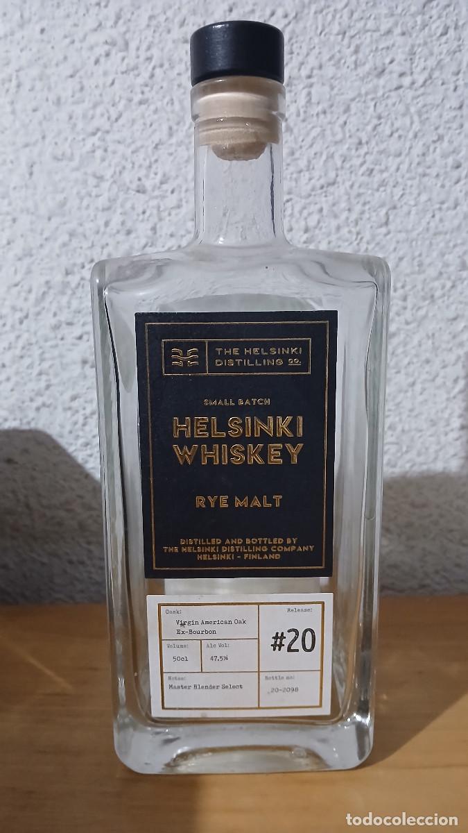 Coleccionismo de vinos y licores: Botella de whiskey rye finland&eacute;s Helsinki (vac&iacute;a)