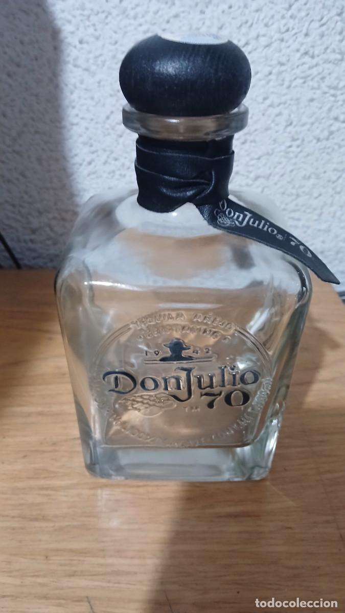 Coleccionismo de vinos y licores: Botella de tequila Don Julio (vac&iacute;a) tap&oacute;n de corcho