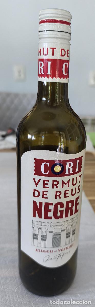 Coleccionismo de vinos y licores: BOTELLA VACIA VERMUT DE REUS NEGRE CORI