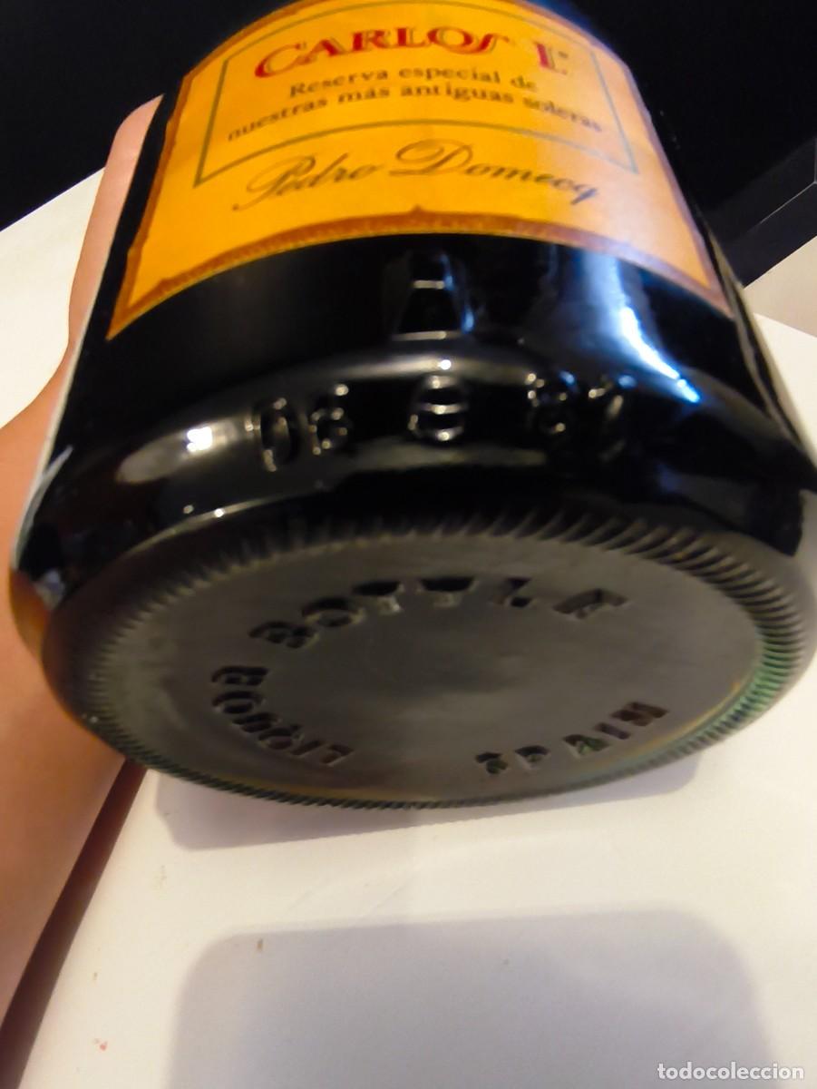 Coleccionismo de vinos y licores: Brandy Carlos I 1987 - Foto 7