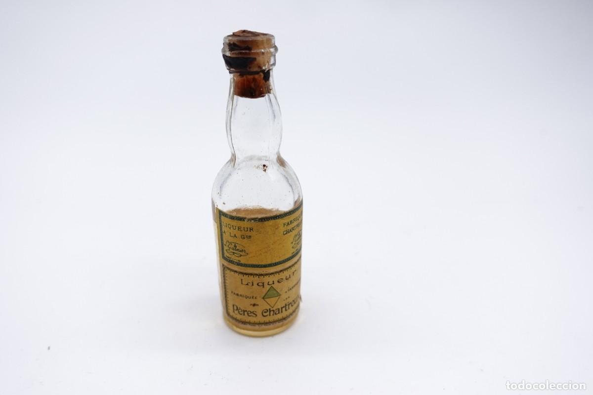 Coleccionismo de vinos y licores: CHARTREUX RARO BOTELL&Iacute;N ANTIGUO LICOR P&Egrave;RES CHARTREUX LIQUEUR &Agrave; LA G.DE GARNIER FRANCIA