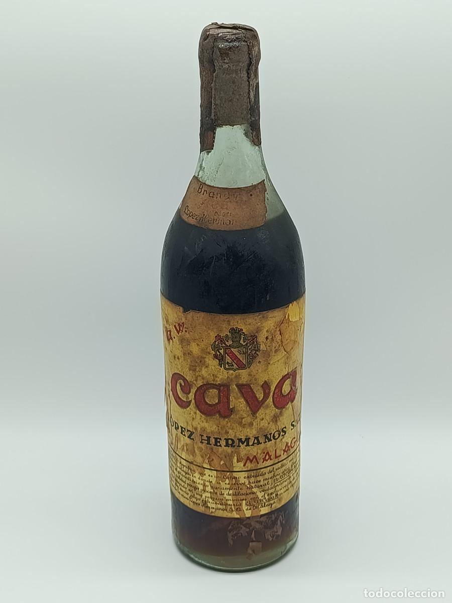 Coleccionismo de vinos y licores: BOTELLA BRANDY COGNAC CAVA. LOPEZ HERMANOS MALAGA. 75 CL. PRECINTADA. TAPON CORCHO.