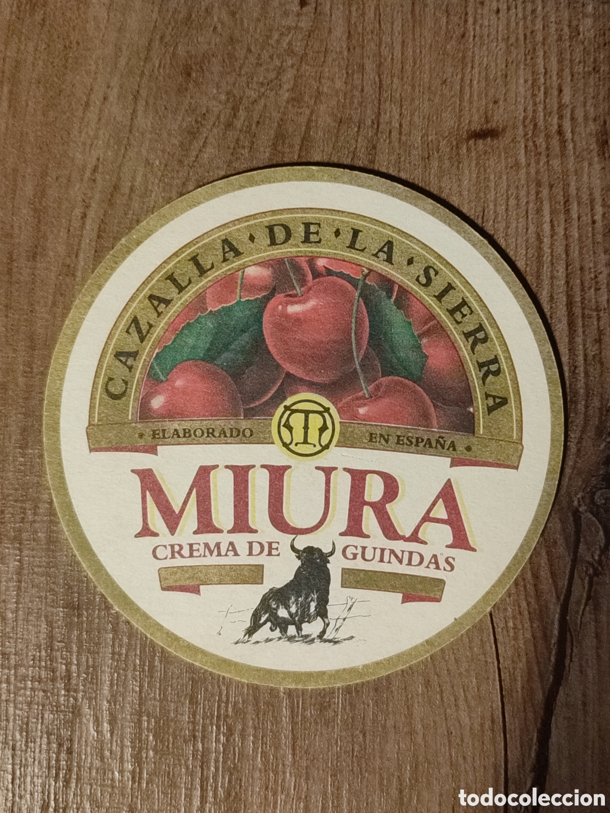 Coleccionismo de vinos y licores: Posavaso Miura Crema de Guindas Licor