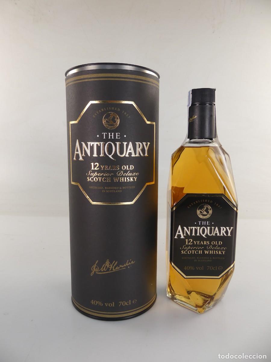 Coleccionismo de vinos y licores: BOTELLA WHISKY THE ANTIQUARY 12 YEARS CON CAJA OBJETO DE COLECCION
