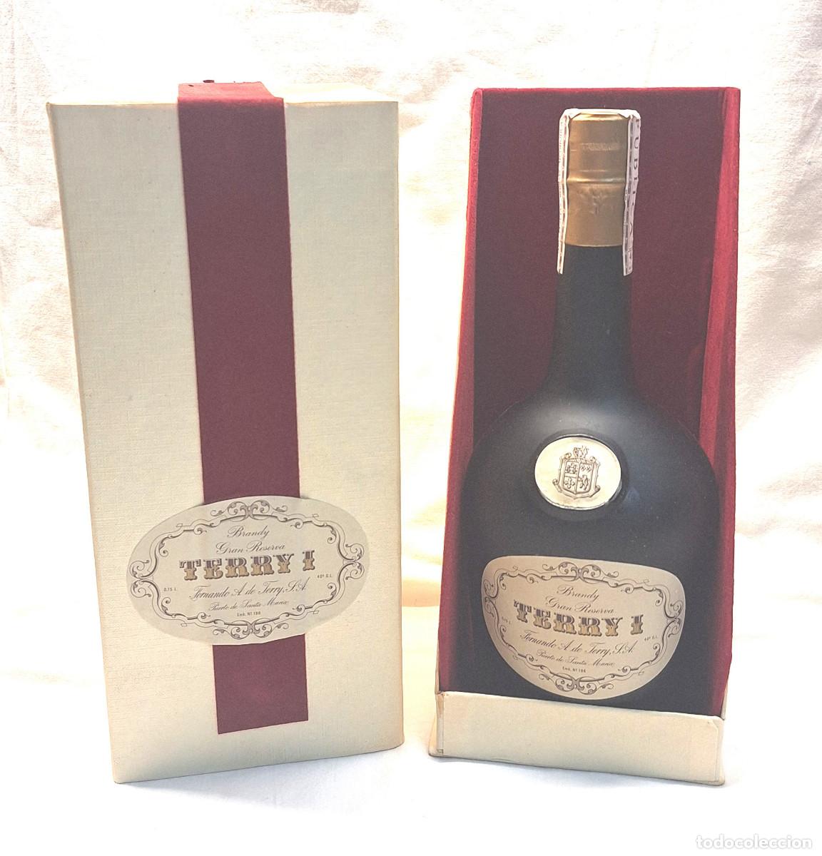 Coleccionismo de vinos y licores: Terry I Botella Brandy Gran Reserva - Sello 4 pesetas. Impecable