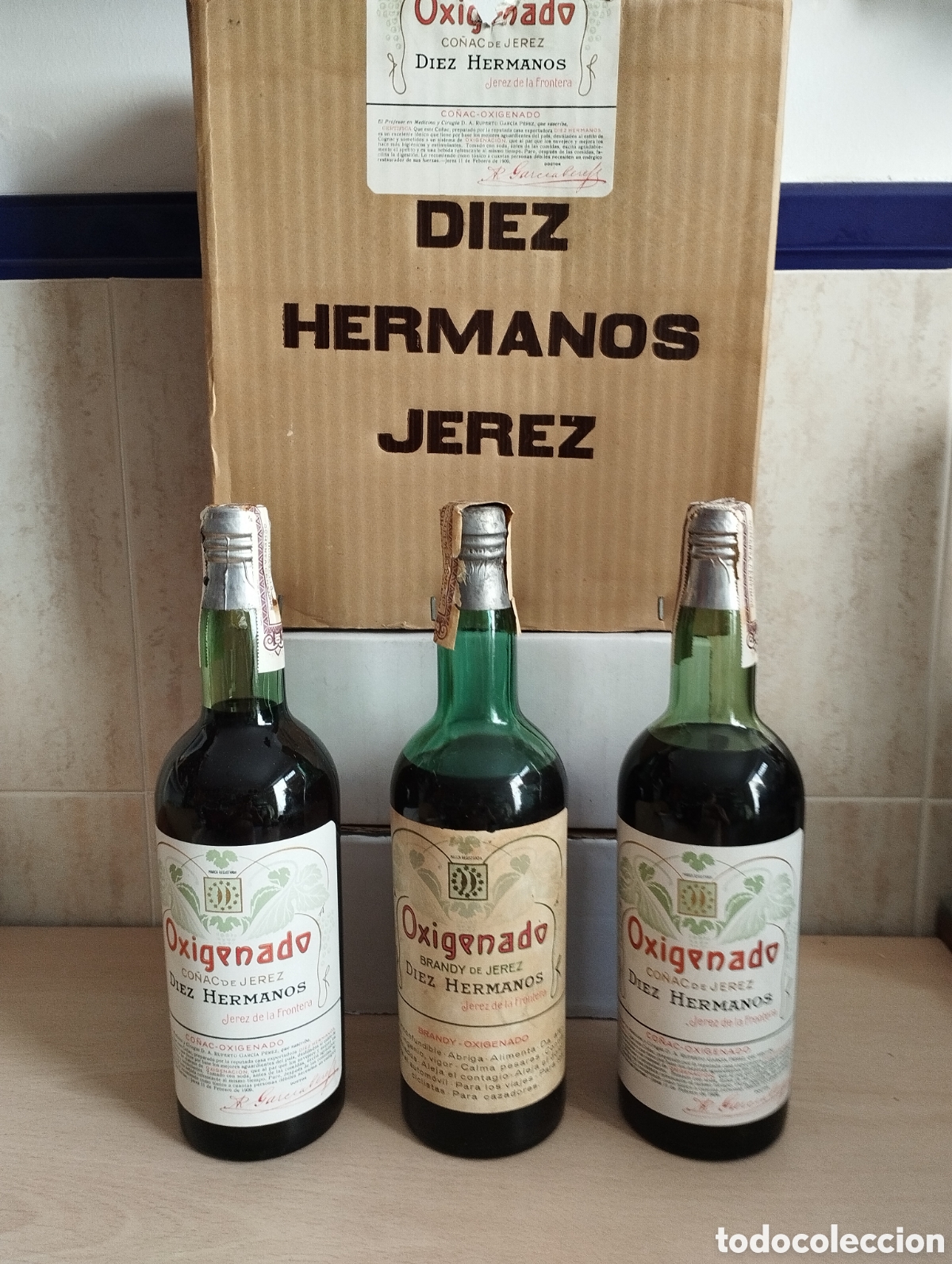 Coleccionismo de vinos y licores: CO&Ntilde;AC DE JEREZ OXIGENADO DIEZ HERMANOS CAJA 3 BOTELLAS