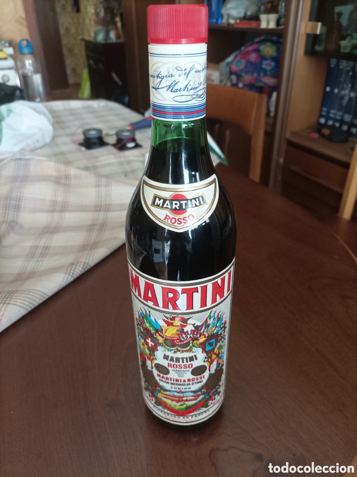 Coleccionismo de vinos y licores: Botella sin abrir de Martini Rosso a&ntilde;os 70/80